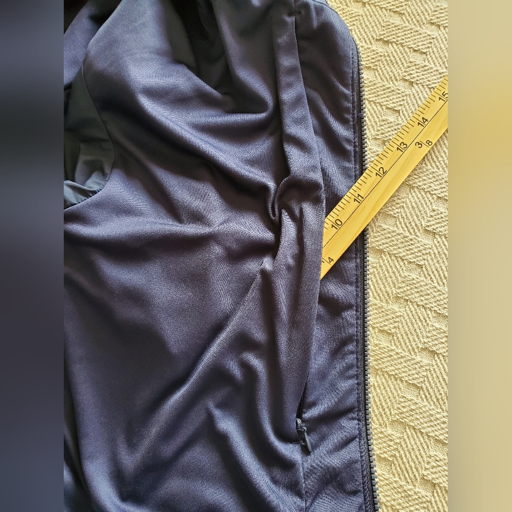 Under Armour Sportstyle Fishtail Coldgear Packable Jacket UNISEX - Picture 9 of 12